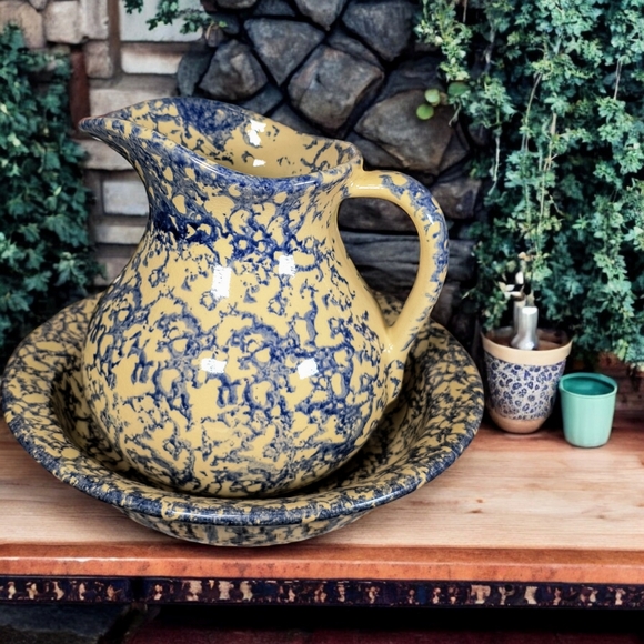 Rare Robinson Ransbottom Pitcher (Ewer) & Basin..  EXCELLENT CONDITION for age. - Picture 12 of 17